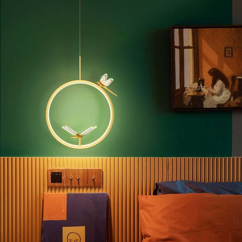 Anillo y libélula Led colgante artística simple acrílico lámpara colgante de la cama colgante