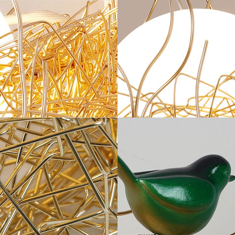 Opalglas Globus Wandleuchte Licht mit Vogelnest Design postmodern 1 helle Goldwandlampe, 14 "/15" breit