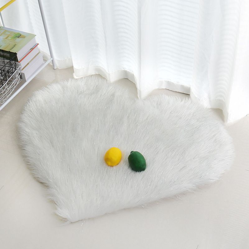 Multicolor Modernist Rug Faux Fleece Plain Love-Shaped Rug Washable Stain Resistant Pet-Friendly Carpet for Living Room