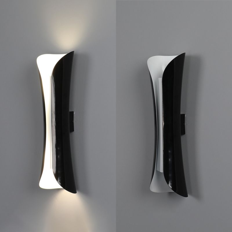 Modern Style Curl Wall Sconce Metallic 2-Lights Wall Mount Light in Black and White