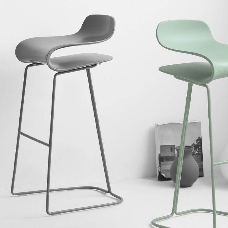 Industrial Armless Bar Stool Plastic and Steel Bar Stool for Living Room