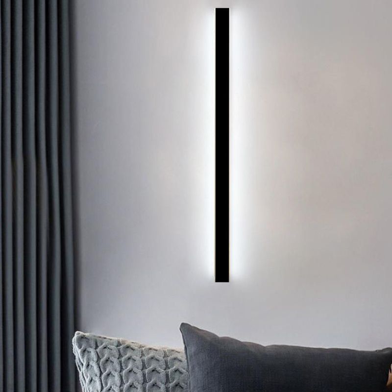 Simplicity Linear Sconce Light Metal 1 Light Wall Lamp in Black