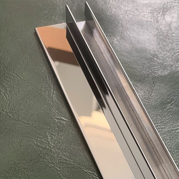 Frameless to Ceiling Bathroom Screen, Swing Tempered Glass Shower Door