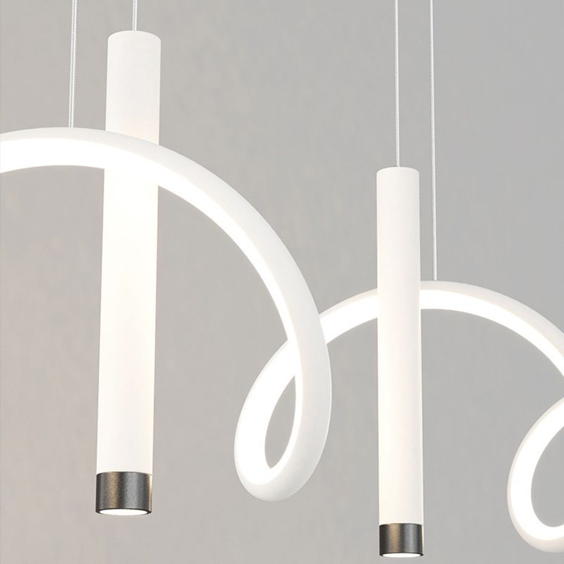 Eigentijdse stijl lineaire vorm eilandlichten metaal 3 licht hangende verlichtingsarmaturen