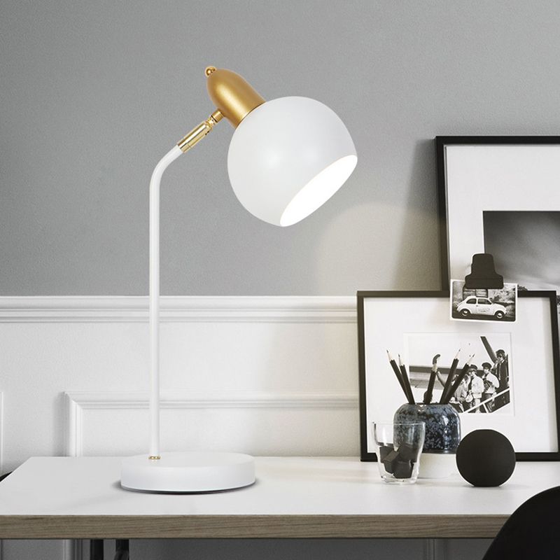 Lighting de mesa de domo metálico Macaron 1 Lámpara de lectura ajustable de cabeza para dormitorio