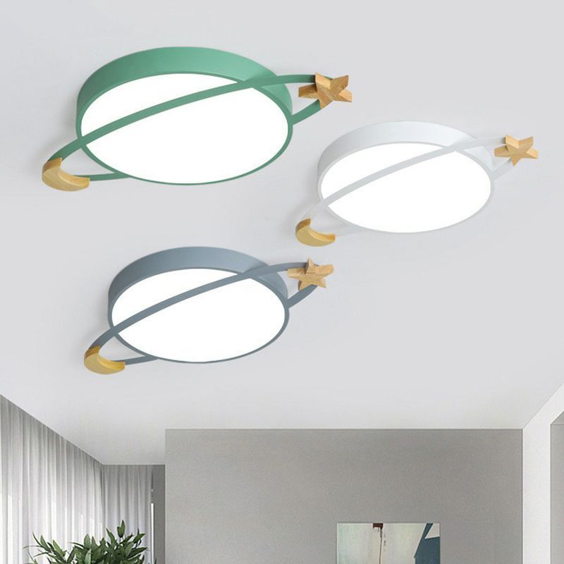 Planeetvormige inbouwlamp Scandinavische metalen slaapkamer LED-plafondlamp met houten maan en ster
