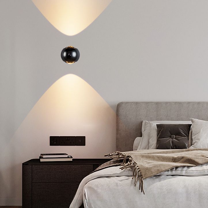 Kugelform Metallwandbeleuchtung moderner Stil 2 Leuchten Wandmontierte Beleuchtung