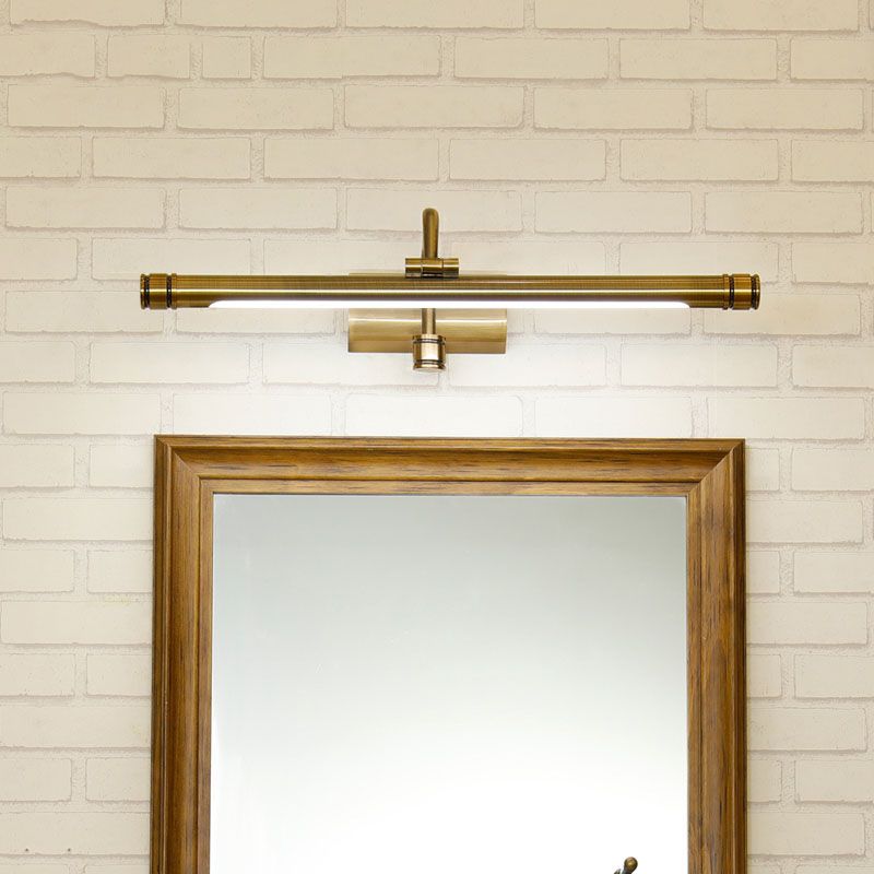 Prononi murali lineari Mid Century Metal 1 Light Sconce Light in Gold Finish