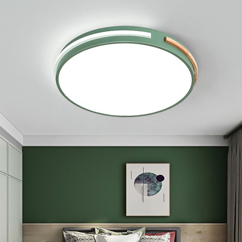 Acrylic Round Flush Mount Lamp Modernist LED Close to Ceiling Lighting for Bedroom