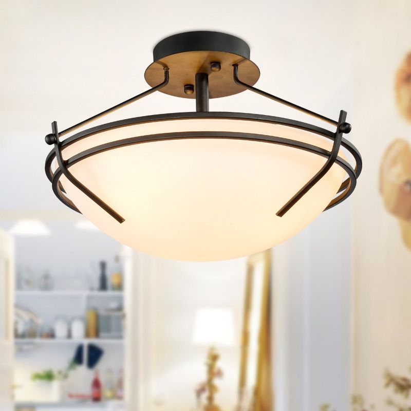 Plafonnier simple moderne semi-encastré pour salon