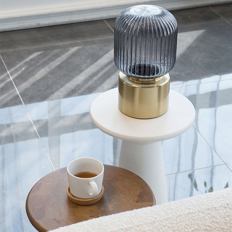 Round Rubberwood End Table Pedestal Side Table for Living Room