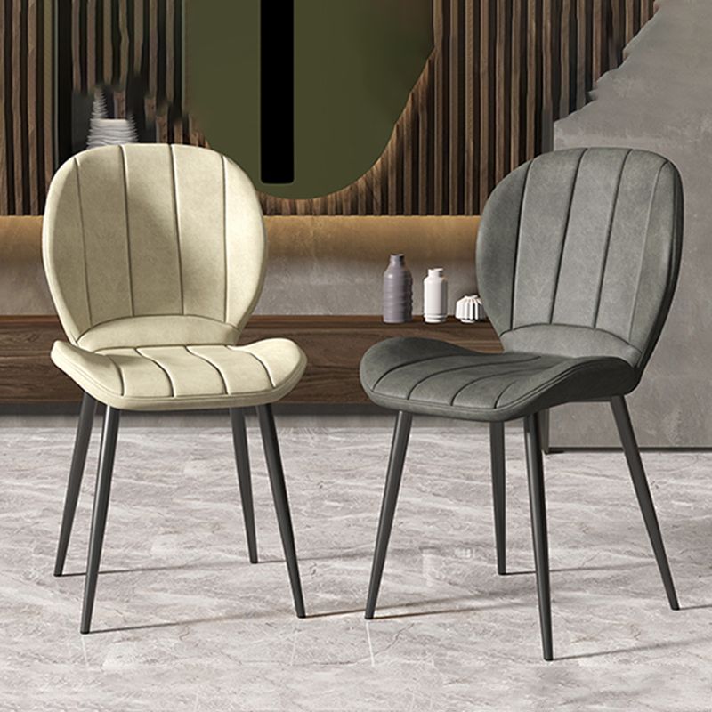 Metal de la cocina del estilo nórdico que cena la silla Wingback que cena las sillas laterales sin brazos