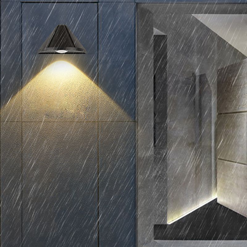 Modern Style Triangle Wall Sconce Metal 1 Light Sconces for Outdoor