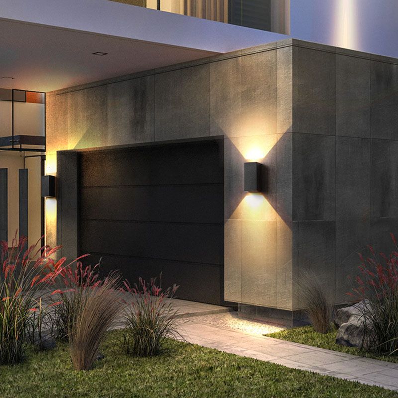 Minimalism Outdoor Aluminum Wall Sconce 2-Light LED Wall Mounted Light