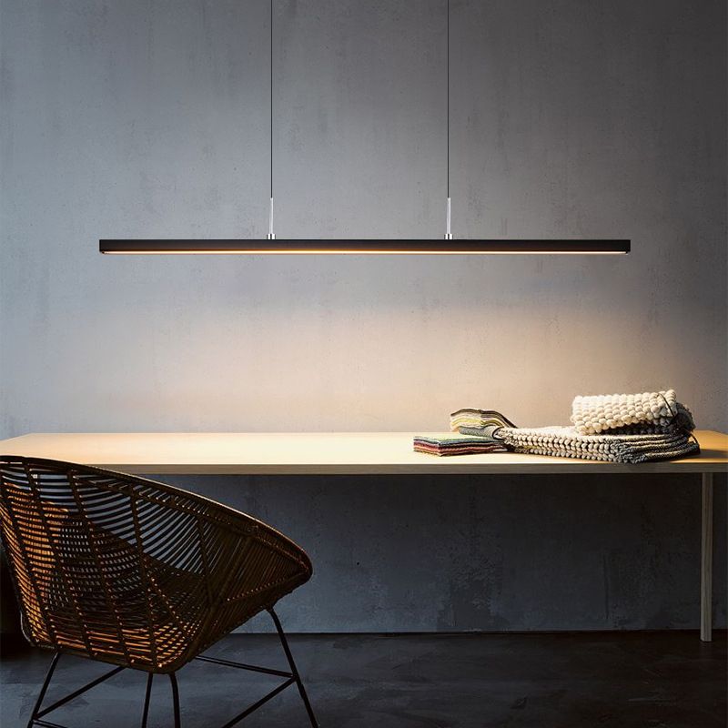 Lucitura lineare sull'illuminazione dell'isola acrilico moderno semplicità, luci dell'isola sospesa per il ristorante