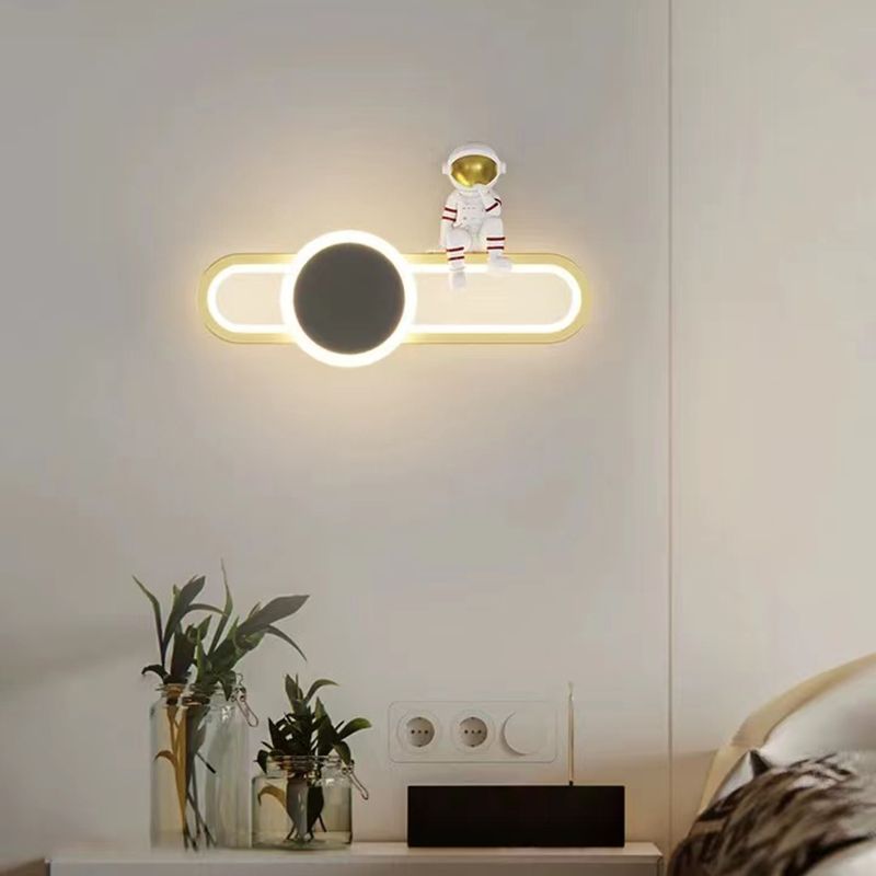 Nordic Style Iron Wall Light Ellipse Shape Wall Lamp for Children's Room (Included Doll)