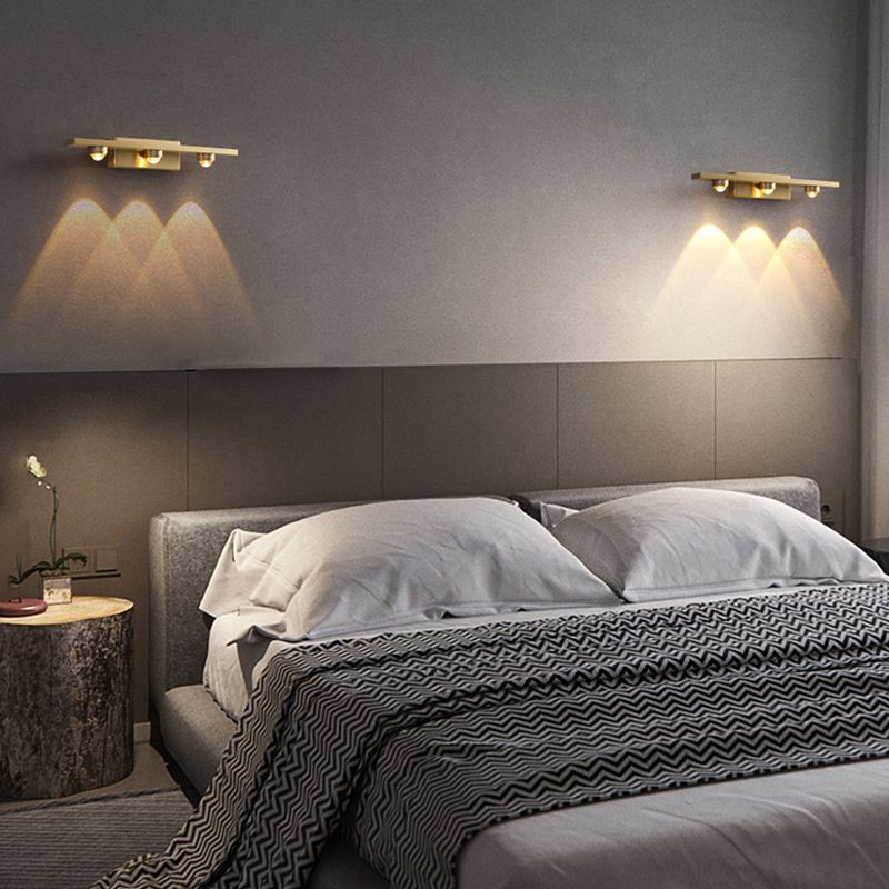 Lineare Form Metallwandbeleuchtung moderne Multi -Leuchten -Wandmontageleuchten in Messing