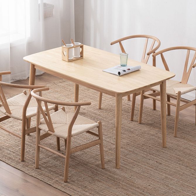 Mesa de comedor contemporánea Rectángulo de madera de goma de madera maciza 4 patas Mesa para el hogar