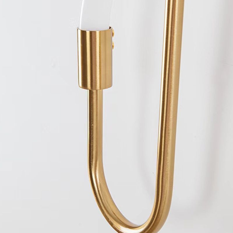 Linear Shape Metal Wall Light Modern Style 1-Light Wall Mount Lighting in Gold