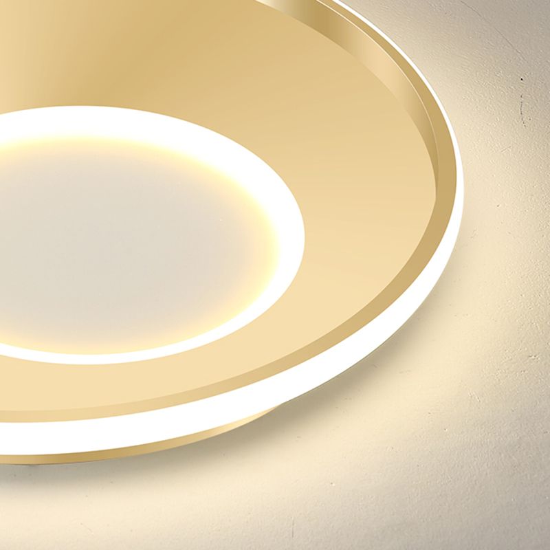 New Modern LED Flush Ceiling Lights Iron Circular Flush Mount Lamp with 2 Spotlights