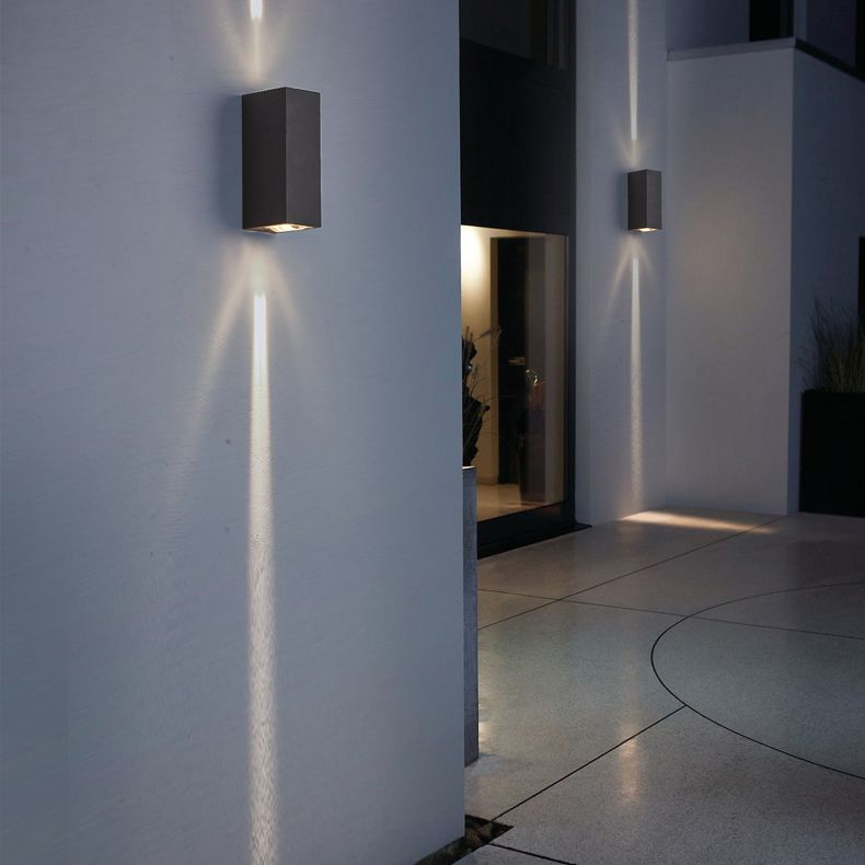 Black Rectangular Outdoor LED Track Light in Modern Simplicity Aluminium Waterproof Wall Lamp