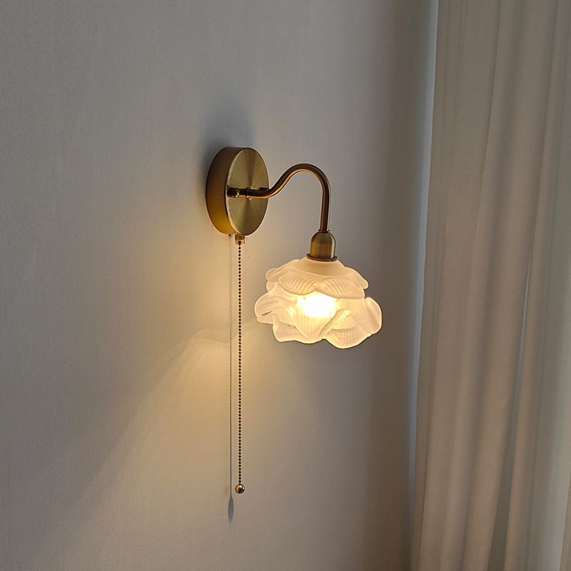 Flower Wall Lighting Modern Glass 1 Light Rustic Wall Sconces in Gold