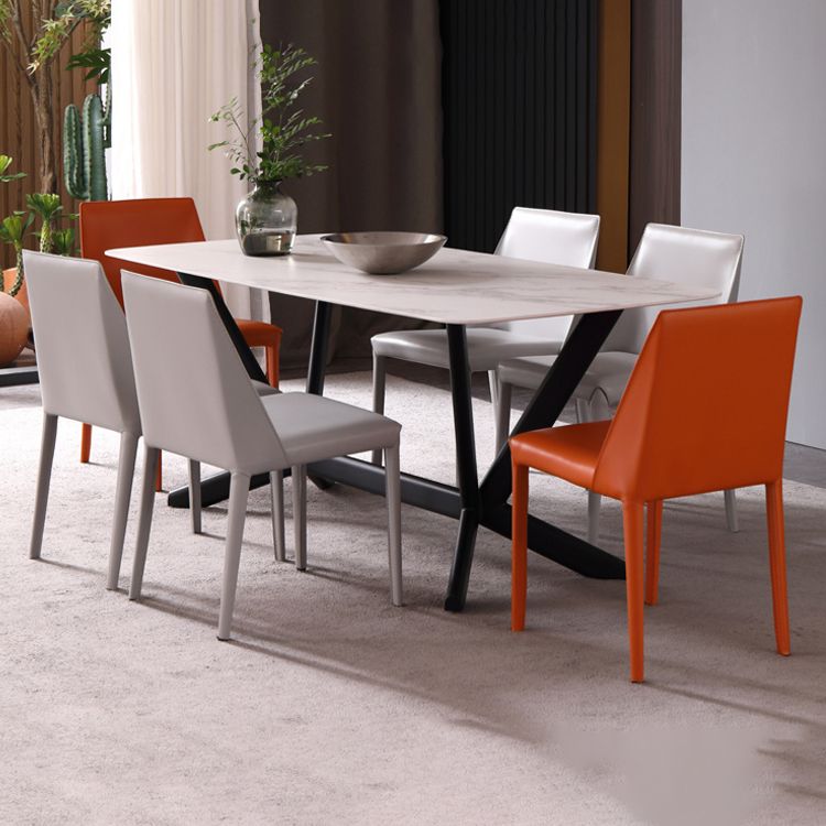 Sillas de comedor de cuero modernas, sillas de comedor de metal sin brazos para uso en restaurantes