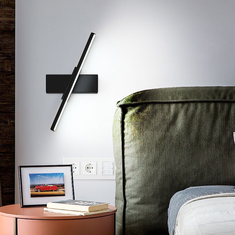 Silicone LED Rotatable Wall Lamp in Modern Creative Style Aluminium Linear Wall Light for Bedroom