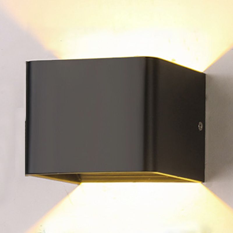 Moderner Stil quadratischer LED -Wandleuchten Beleuchtung Metall 1 Leichte Wandmontagelampe