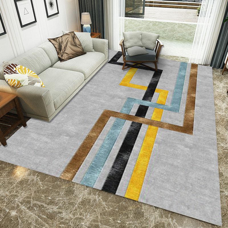 Modern Striped Pattern Rug Grey Polyester Rug Washable Carpet for Living Room