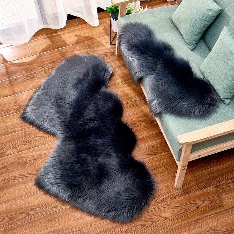 Heart-shaped Solid Color Rug Washable Polyester Rug for Home Decor