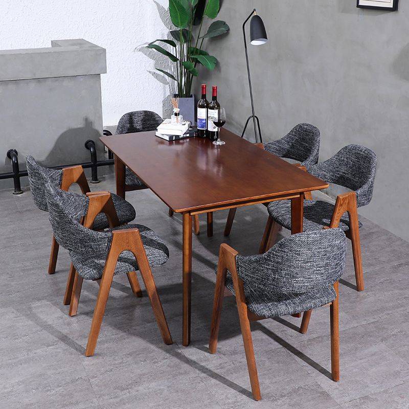 Salle d'étude scandinave, fauteuil à dossier ouvert, chaise de salle à manger rembourrée au fini mat