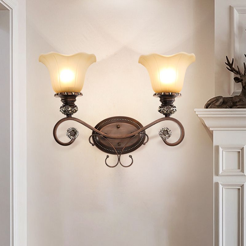 Beige glazen schaduw wandlamp landelijke eetkamer muur sconce met schuifarm in koffie