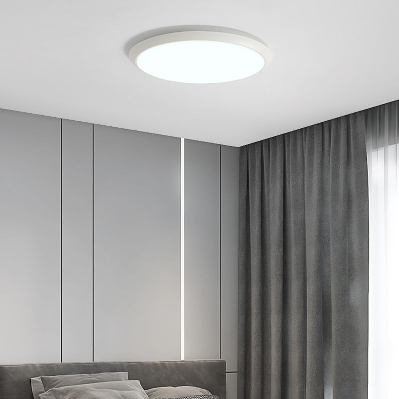 Lámpara de techo empotrada de forma redonda de metal, iluminación empotrada de 1 luz de estilo moderno en blanco