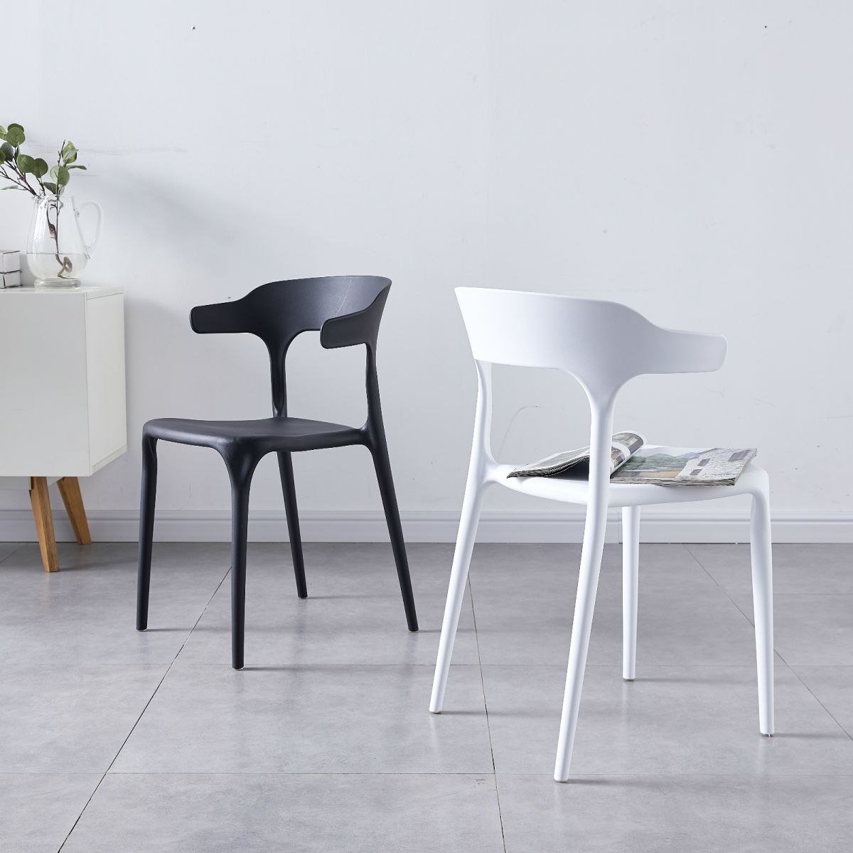 Contemporary Indoor-Outdoor Plastic Open Back Stackable Dining Side Chair