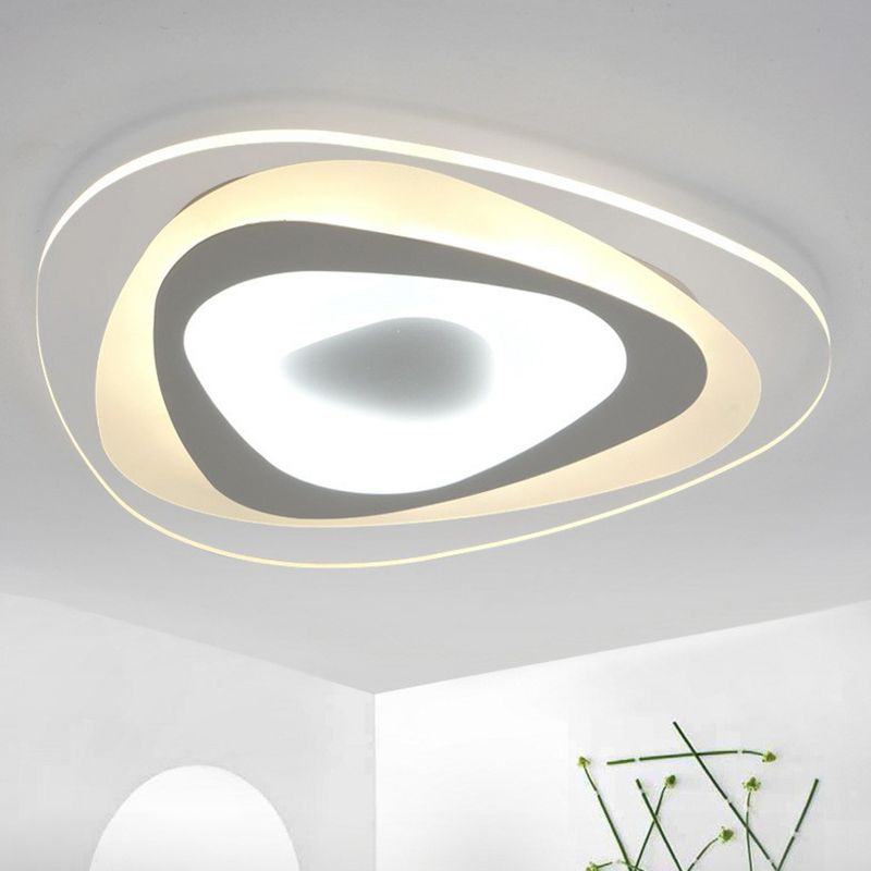 Simplicity Ultra-Thin Triangular LED Flush Mount Light Acrylic Living Room Flush Mount Ceiling Light in White