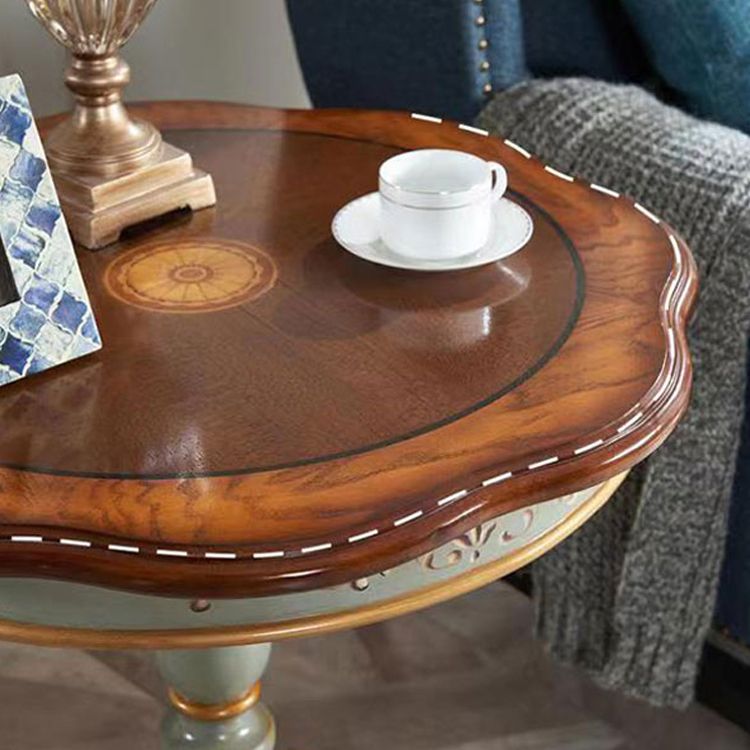 Traditional Style Round Solid Wood Table with 3 Legs Base Side Table