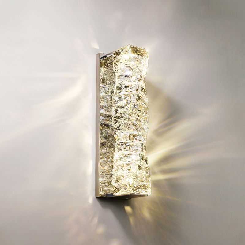 Unique Shade Crystal Wall Sconce Modern Style Single Light Wall Mount Lighting in Silver
