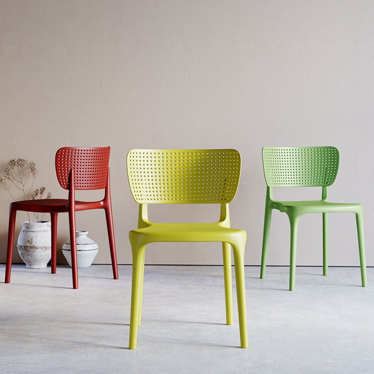 Silla lateral de plástico moderna para interiores y exteriores, silla de comedor con respaldo abierto sin brazos