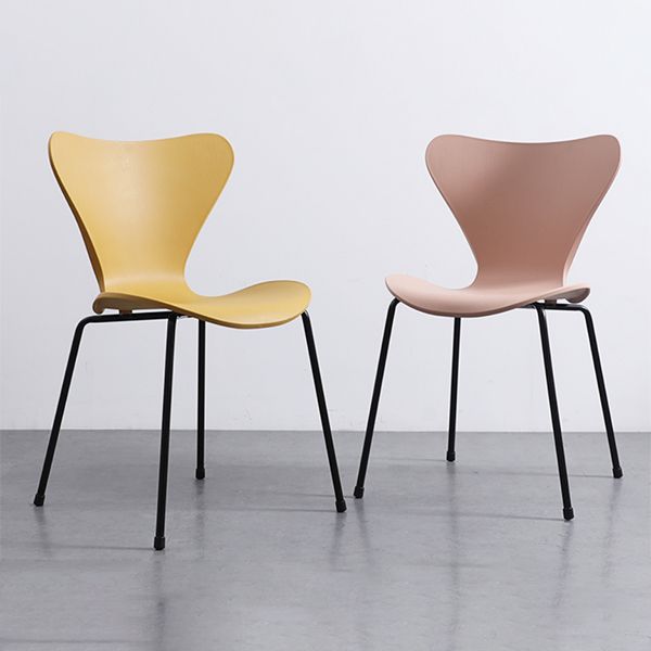 Plástico de estilo industrial que cena la parte posterior sólida de la silla sin brazos que cena la silla lateral