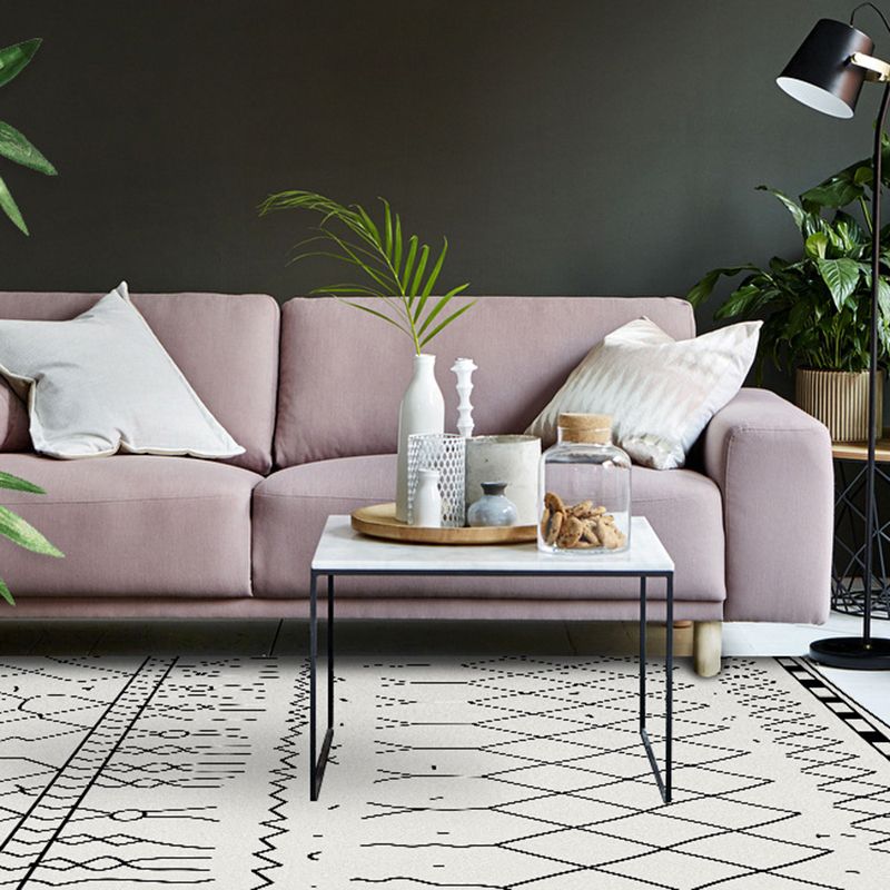 White Modern Rug Graphic Polyester Area Rug Stain Resistant Rug for Living Room