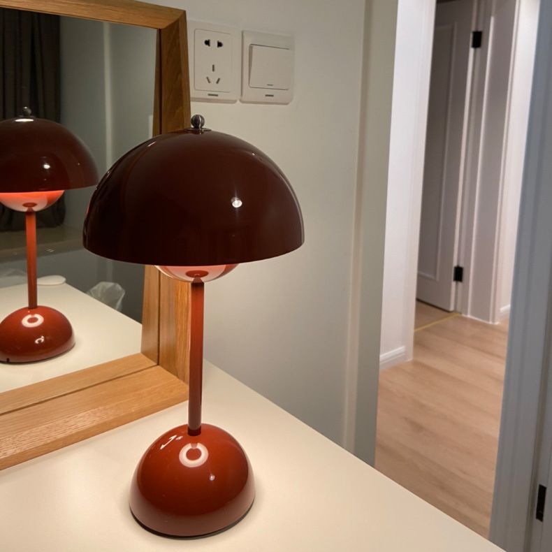 Metal Geometric Night Table Lamps Modern Style 1 Light Table Lamp