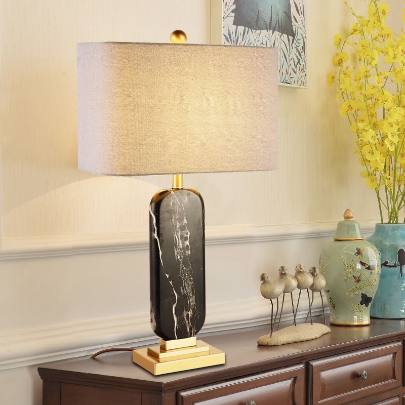 1 tâche ombrée d'éclairage de tâche contemporain petite lampe de bureau en noir pour le chevet