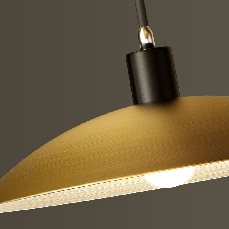 Luz de colgante colgante minimalista latón acampado luz de techo colgante con sombra de metal