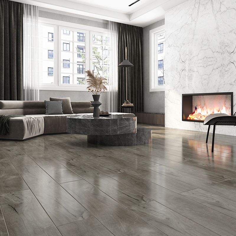 Modern Pine Laminate Flooring Click-Lock Waterproof Laminate Plank Flooring