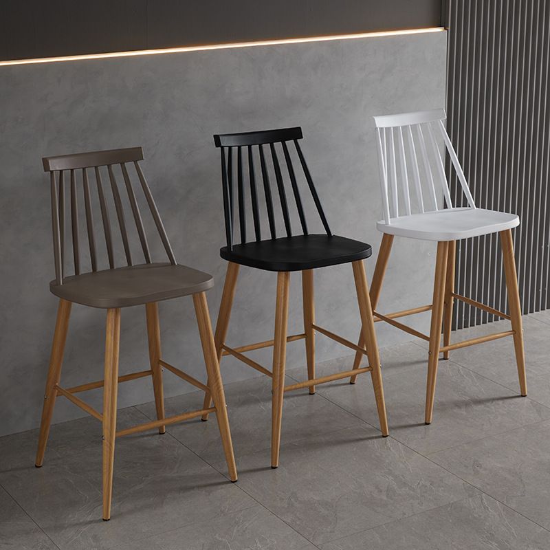 Nordic Plastic Bar-stool Square Seat Counter Bar Stool with Wood Legs