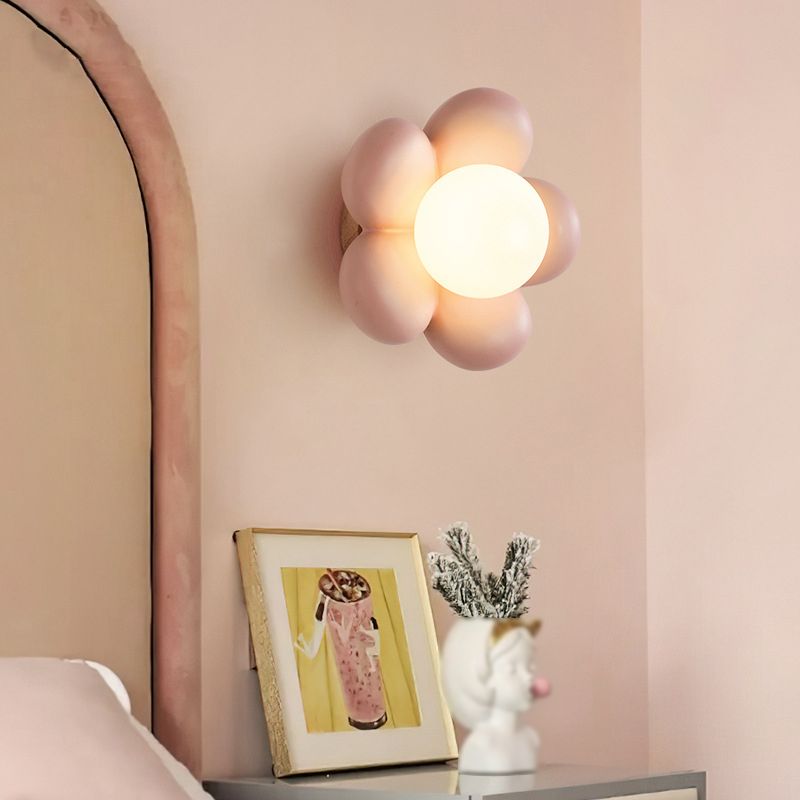 Modern Flower Shape Wall Sconce Lighting 1 Light Wall Sconce for Living Room