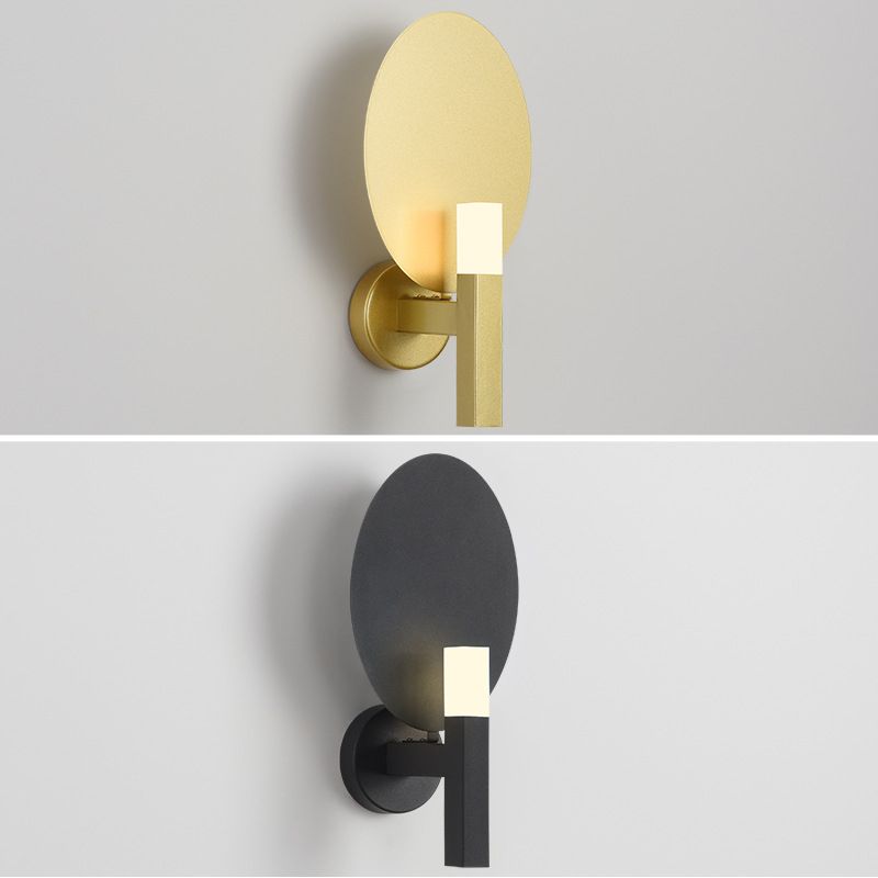 Modernism Single Wall Mounted Sconce Metallic Wall Light in Golden/Black Finish