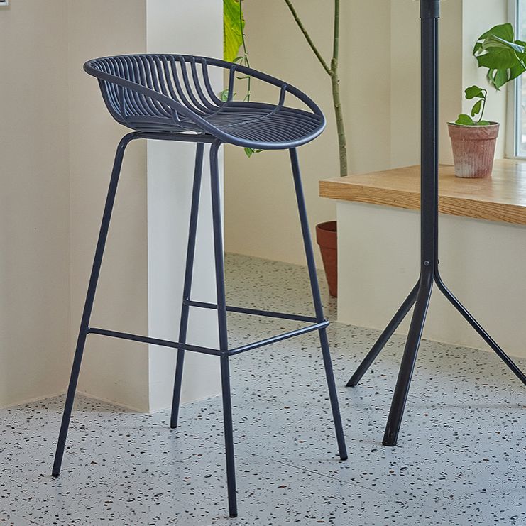 Contemporary Matte Finish Iron Bar Stool Footrest Restaurant Stool