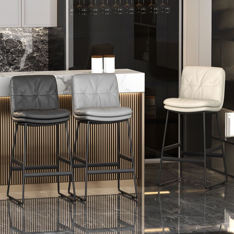 Faux Leather Bar Stools Industrial Metal Patio Bar Stool with Black Legs